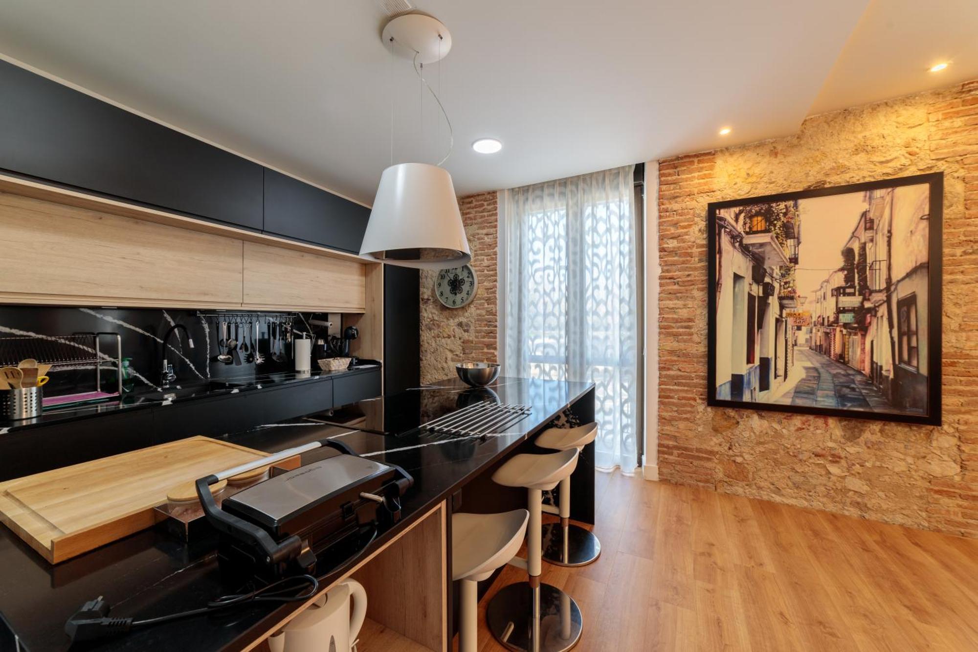 Singular Apartment *